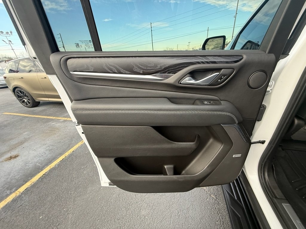 GMC Yukon XL Denali 4WD 2022