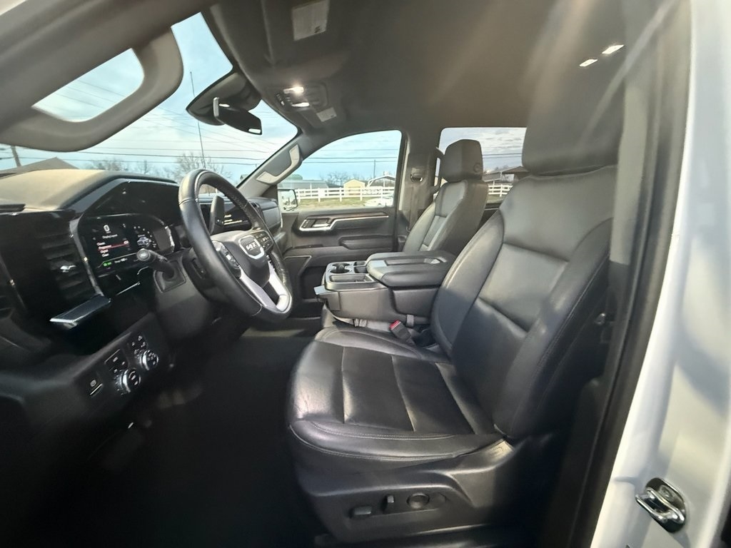 GMC Sierra 1500 SLT Crew Cab 4WD 2025