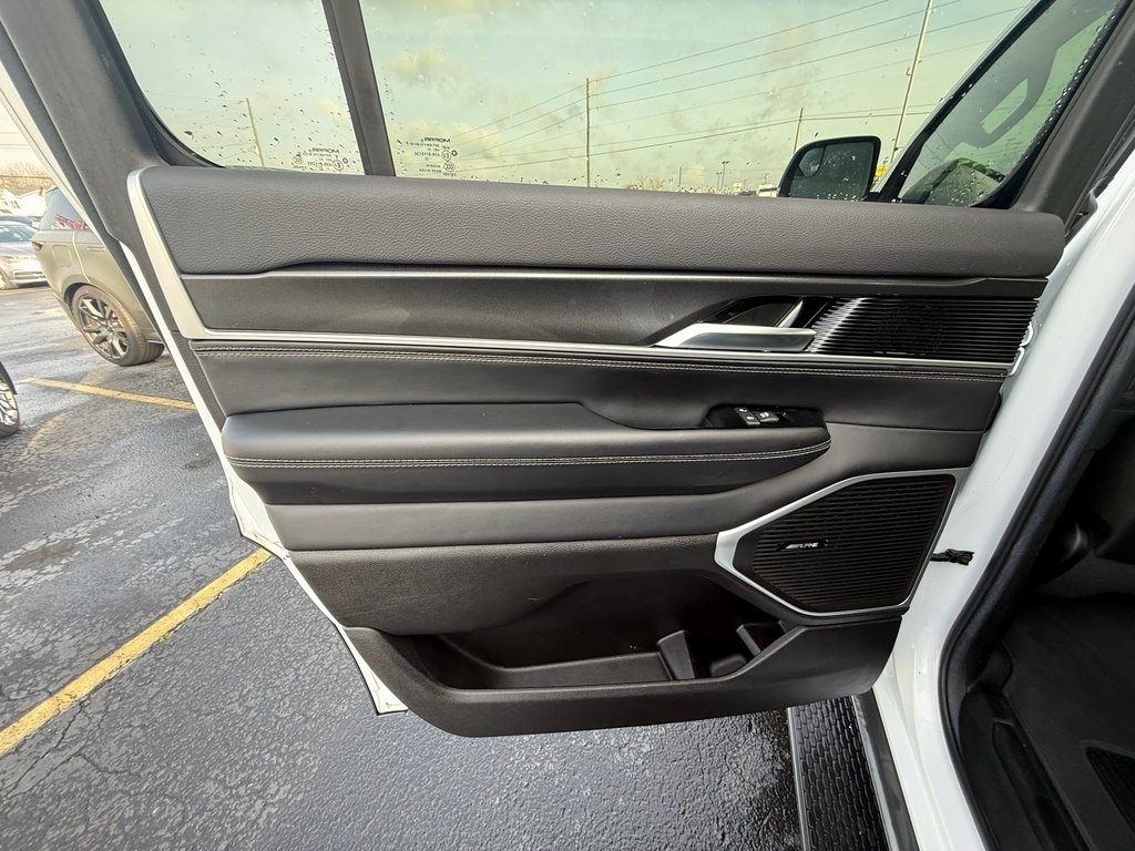 Jeep Wagoneer Series I 4WD 2022