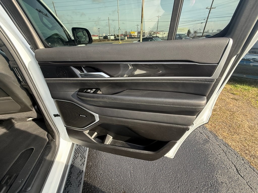 Jeep Wagoneer Series I 4WD 2022