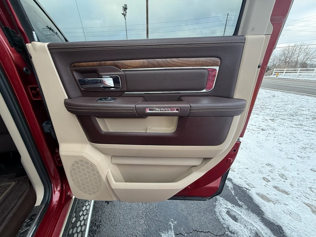 RAM 1500 Longhorn Crew Cab SWB 4WD 2015