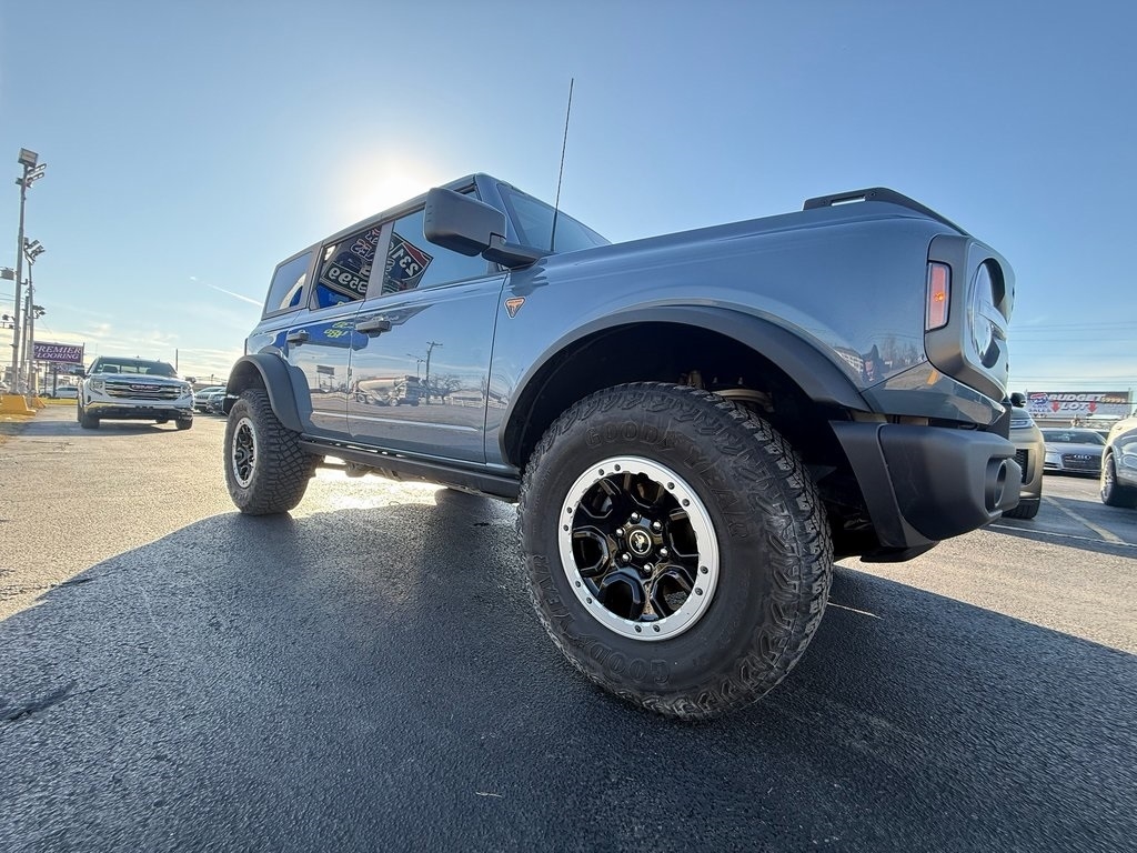 2023 Ford Bronco Base 4-Door w/Advanced