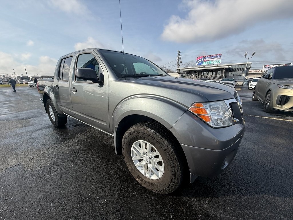 2016 Nissan Frontier SL Crew Cab 5AT 4WD