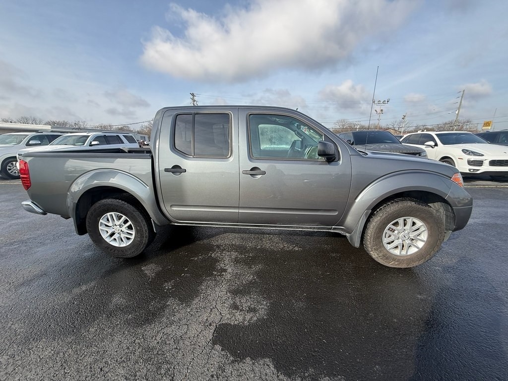 Nissan Frontier SL Crew Cab 5AT 4WD 2016