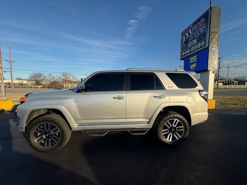 Toyota 4Runner Limited 4WD V6 2016