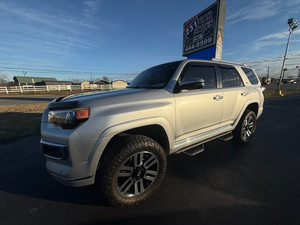 Toyota 4Runner Limited 4WD V6 2016