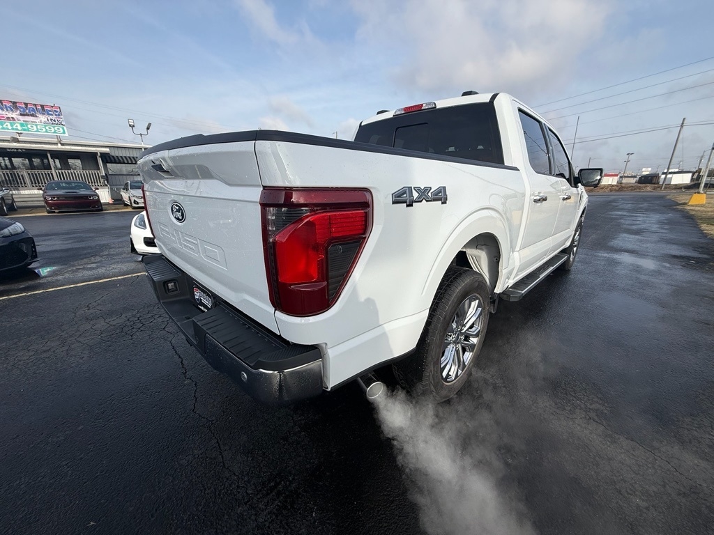 Ford F-150 XLT SuperCrew 4WD 2024