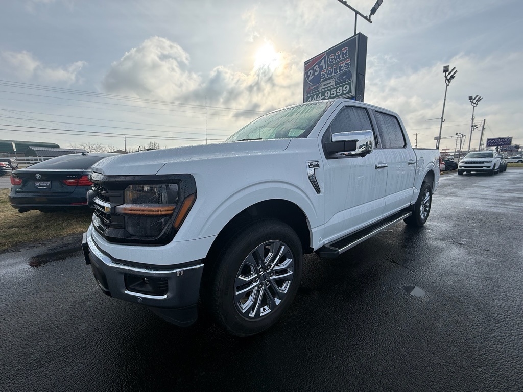 Ford F-150 XLT SuperCrew 4WD 2024