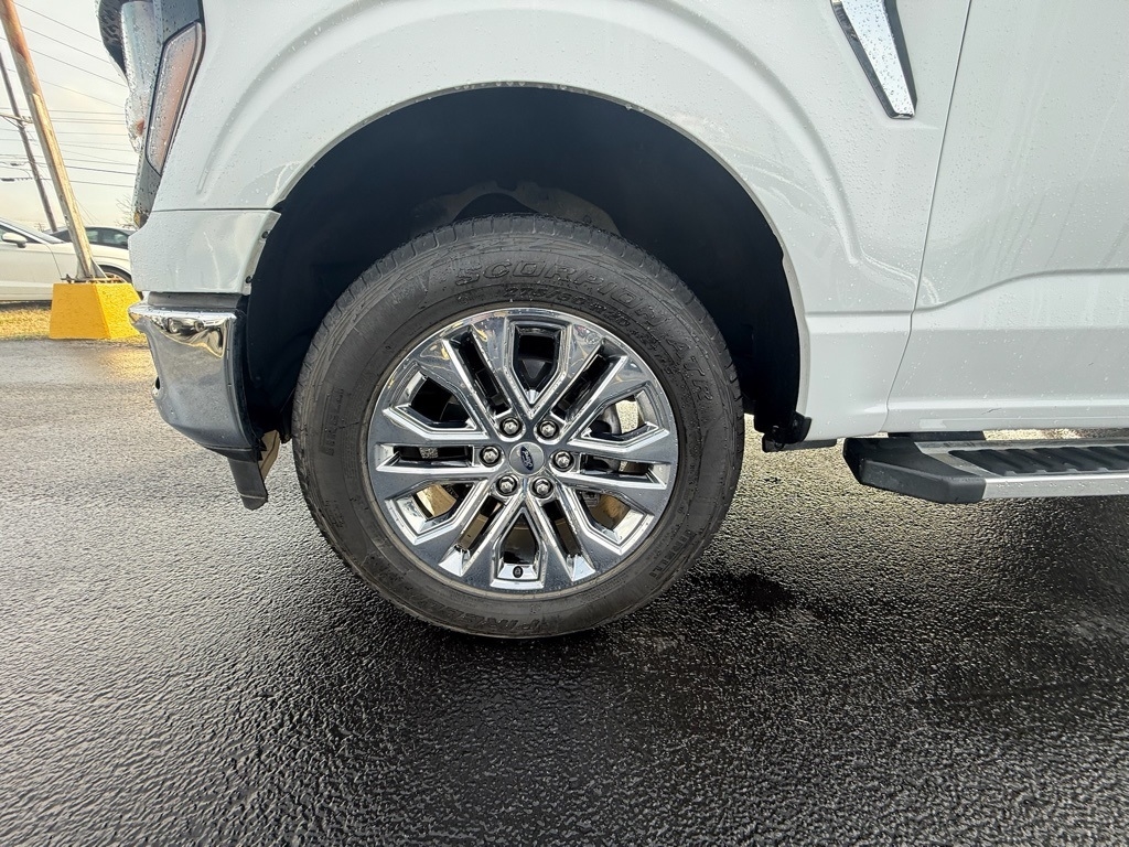 Ford F-150 XLT SuperCrew 4WD 2024