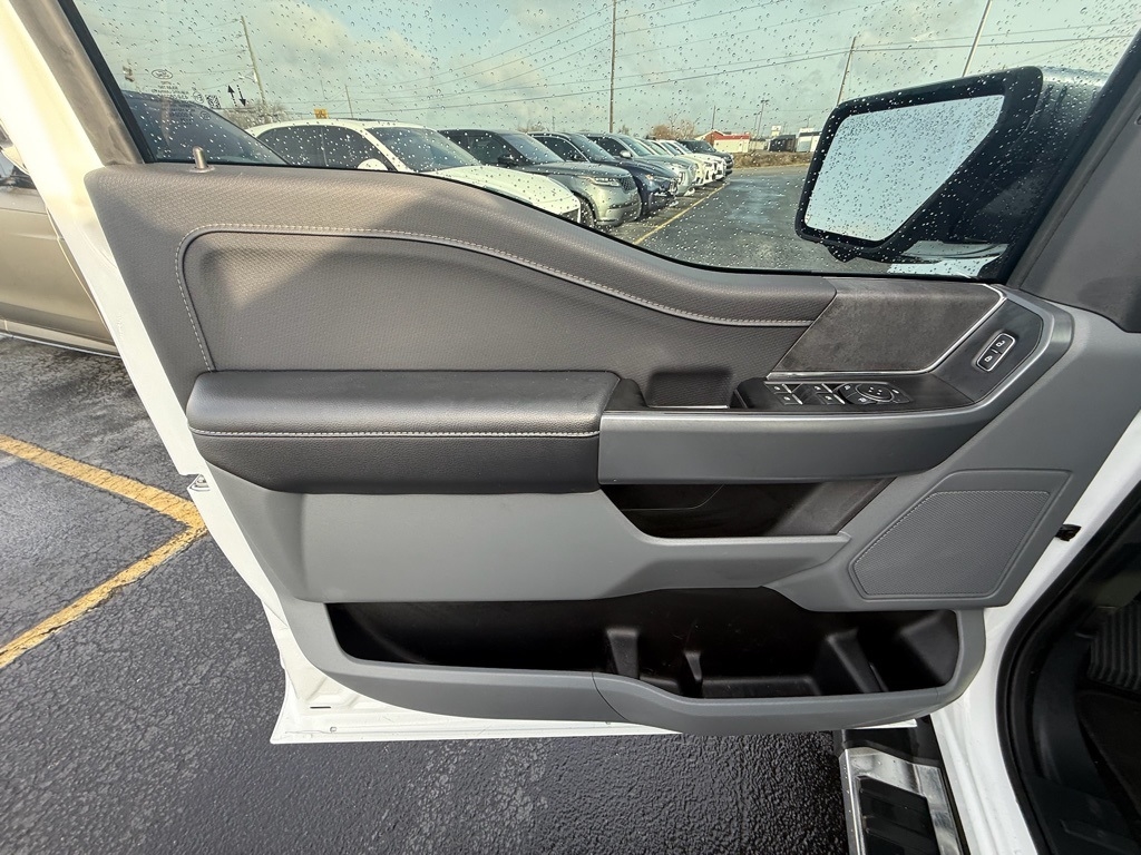 Ford F-150 XLT SuperCrew 4WD 2024