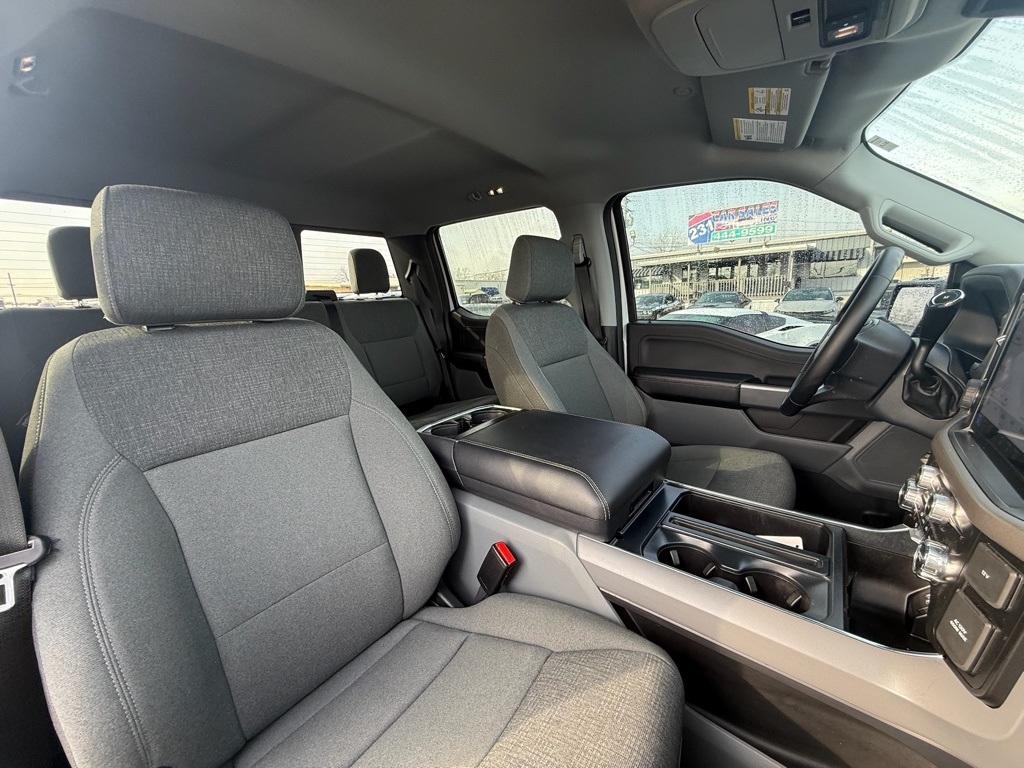 Ford F-150 XLT SuperCrew 4WD 2024