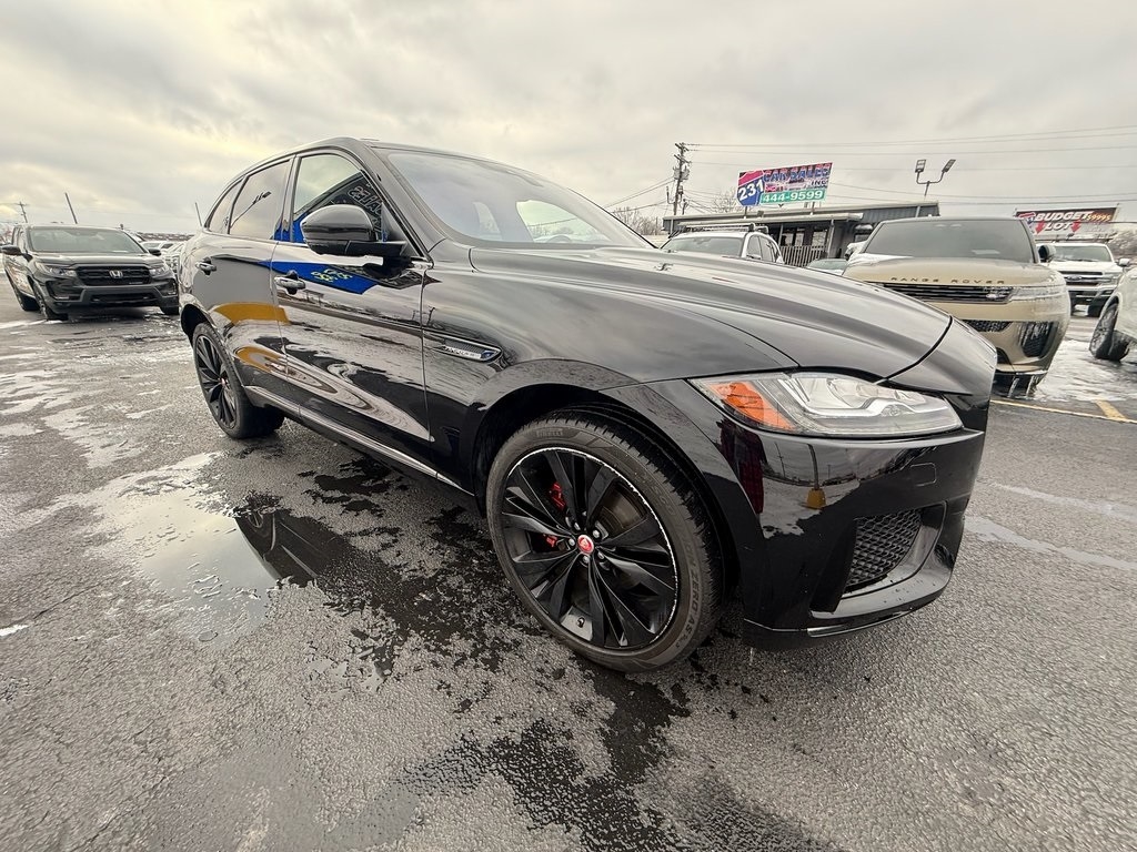 2019 Jaguar F-Pace S