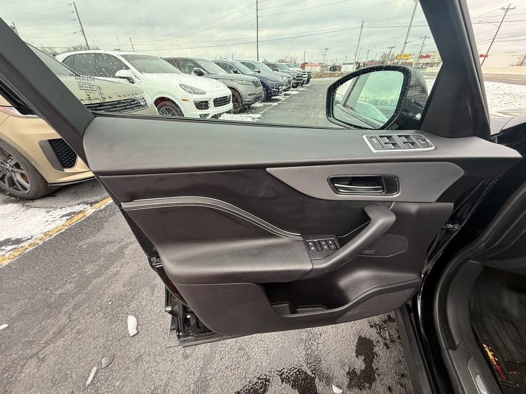 Jaguar F-Pace S 2019