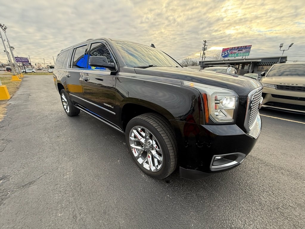 2017 GMC Yukon XL Denali 2WD