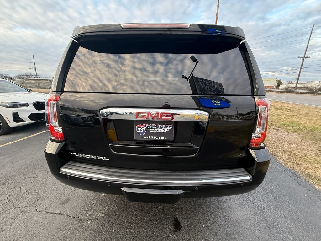 GMC Yukon XL Denali 2WD 2017