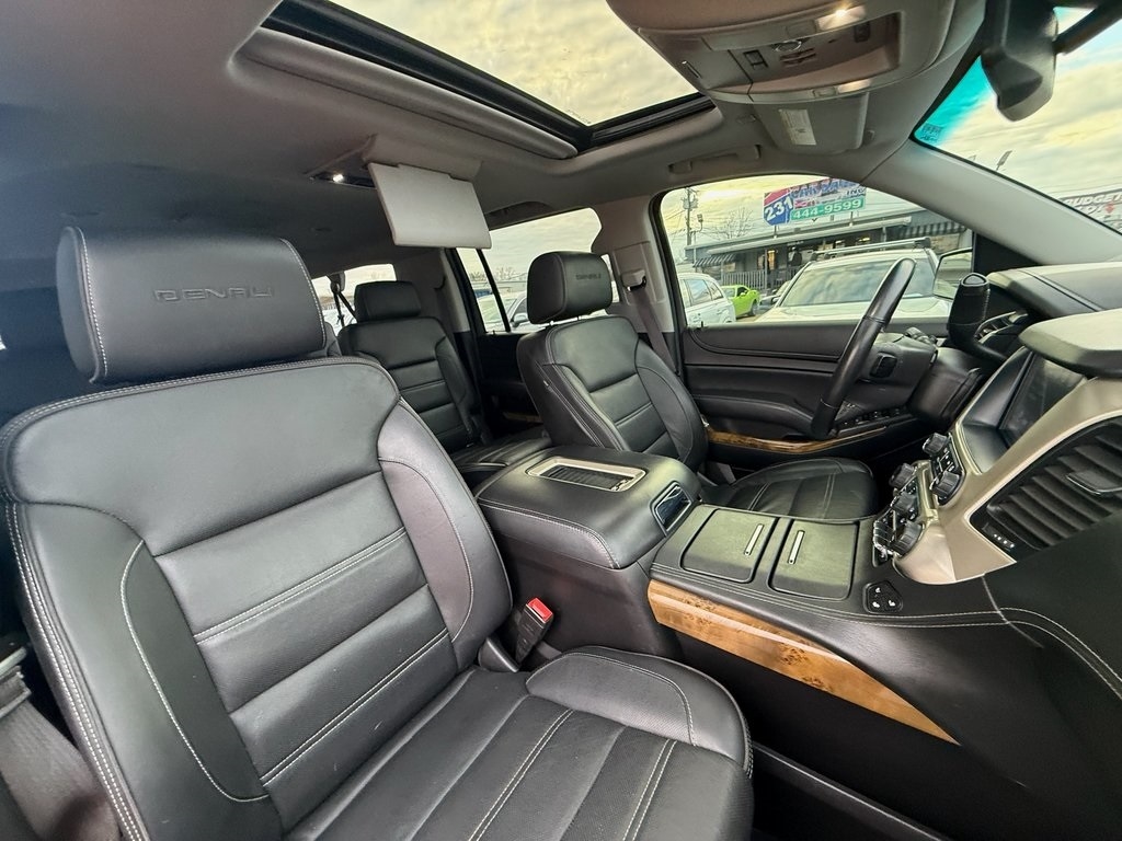 GMC Yukon XL Denali 2WD 2017