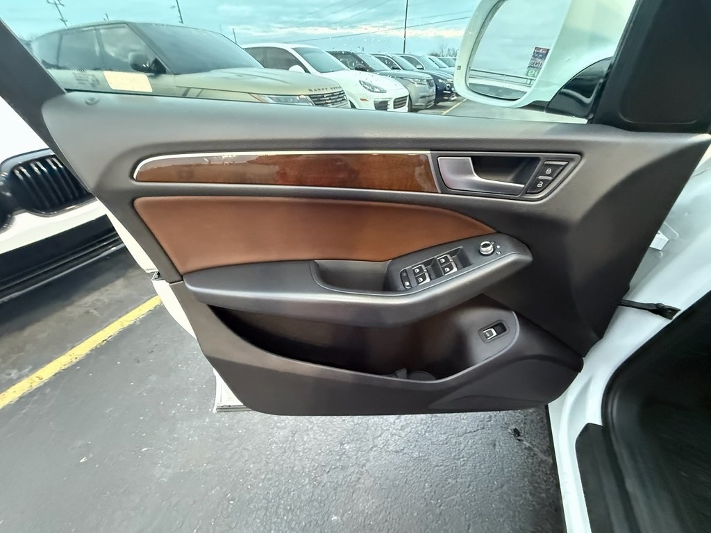 Audi Q5 2.0T Premium quattro 2017