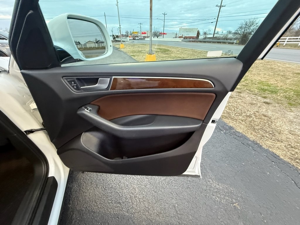 Audi Q5 2.0T Premium quattro 2017