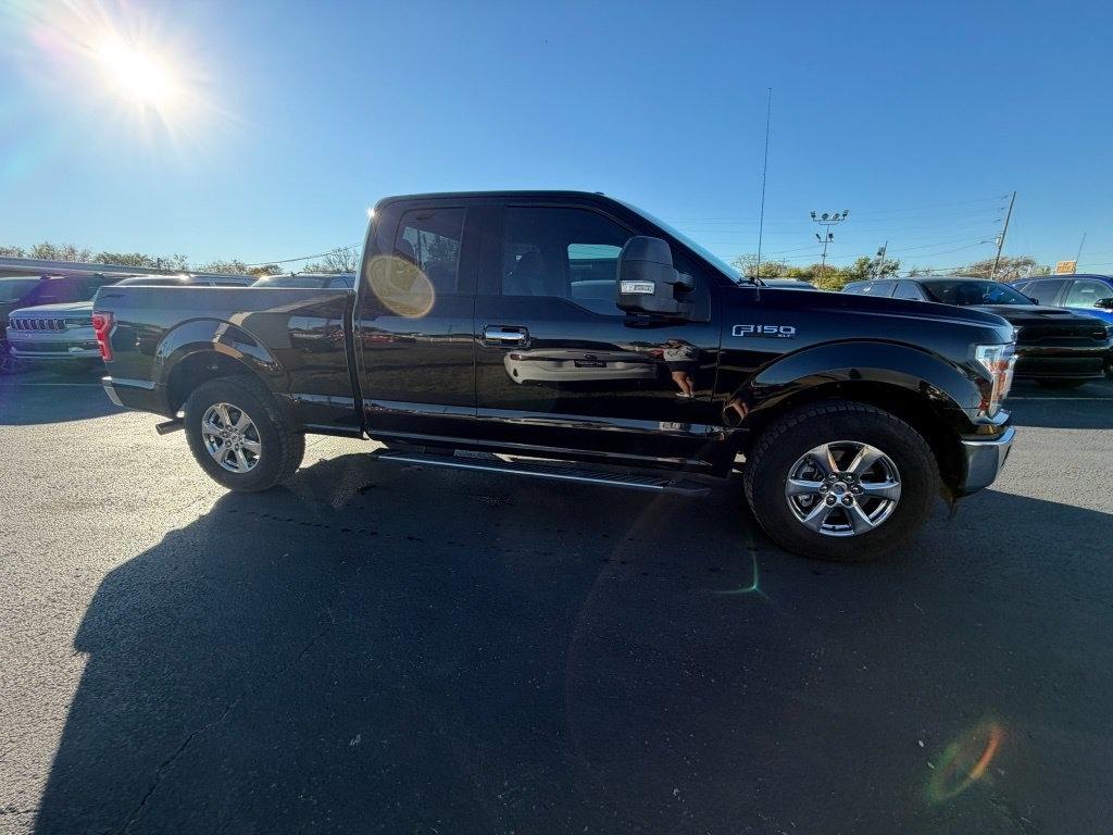 Ford F-150 XLT SuperCab 2WD 2018