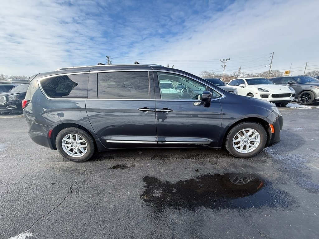 Chrysler Pacifica Touring-L 2020