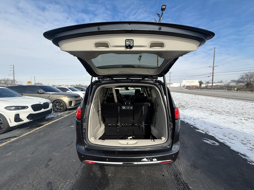 Chrysler Pacifica Touring-L 2020