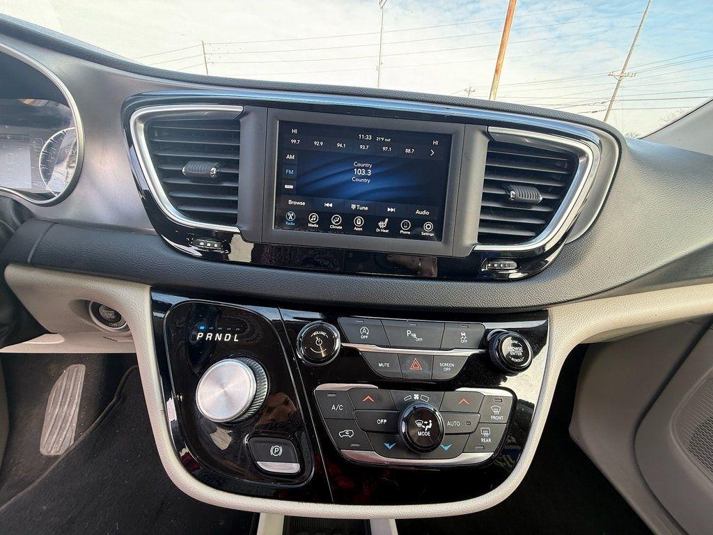 Chrysler Pacifica Touring-L 2020