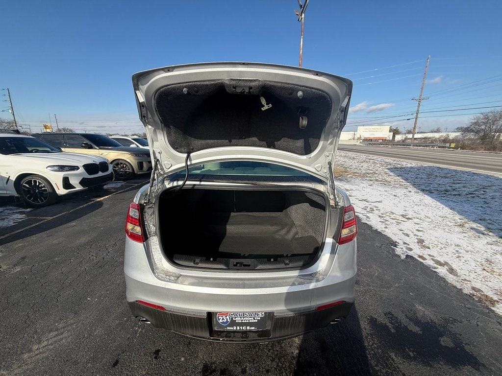 Ford Taurus SE FWD 2019