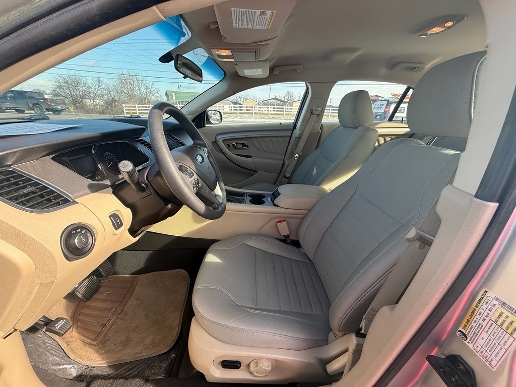 Ford Taurus SE FWD 2019