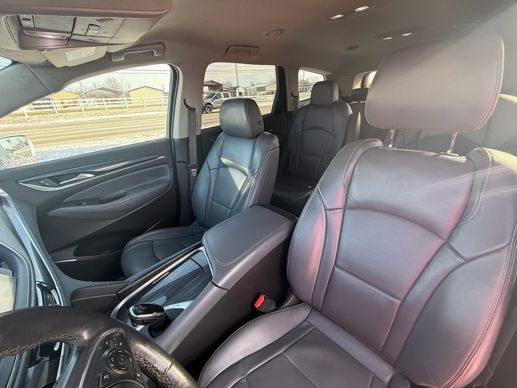 Buick Enclave Essence FWD 2020