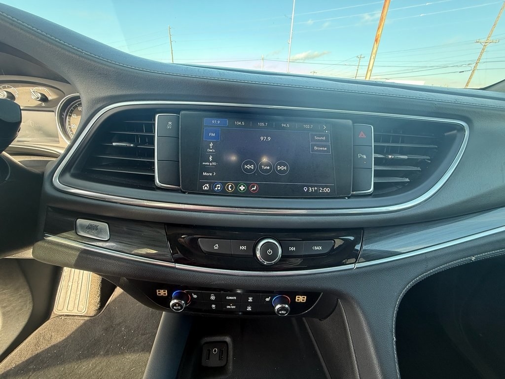 Buick Enclave Essence FWD 2020