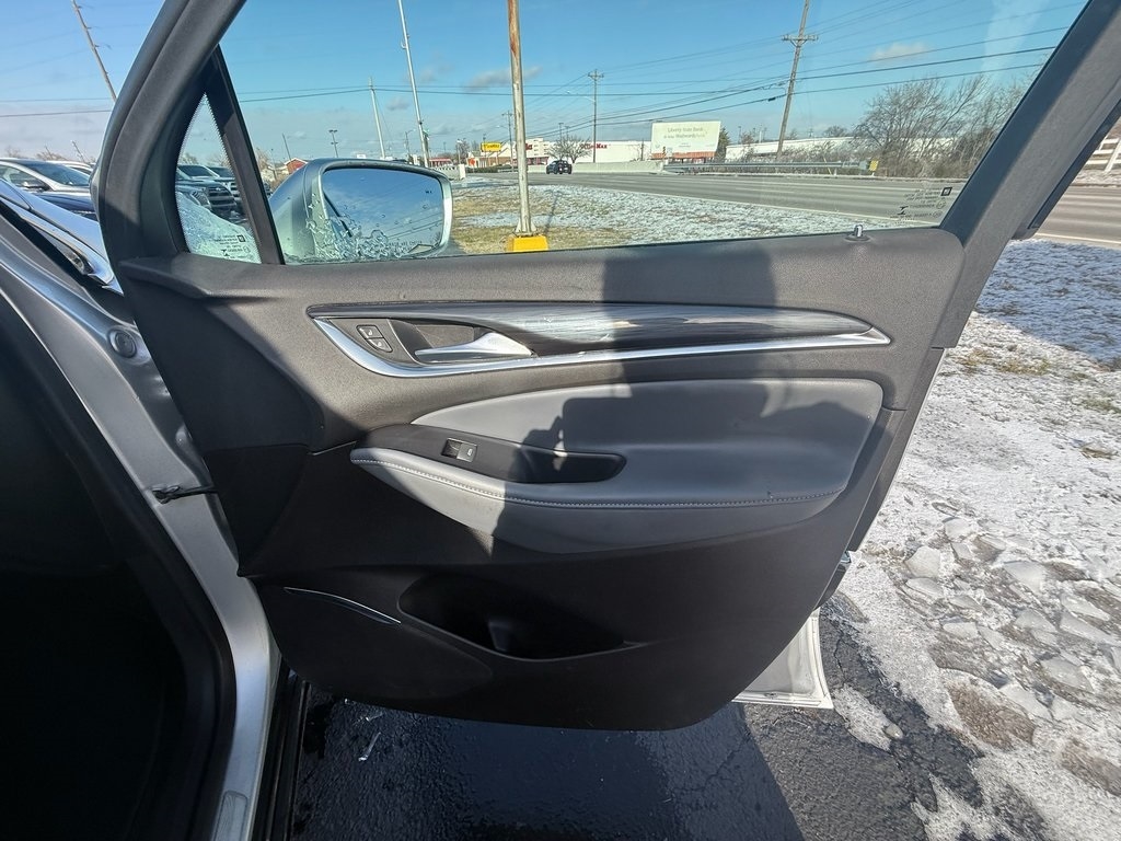 Buick Enclave Essence FWD 2020