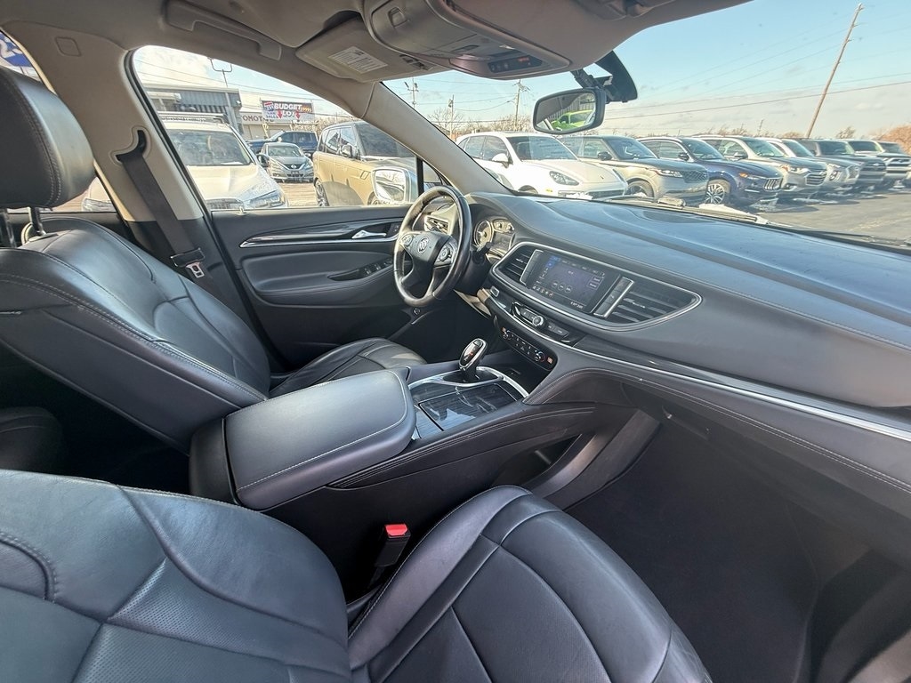 Buick Enclave Essence FWD 2020