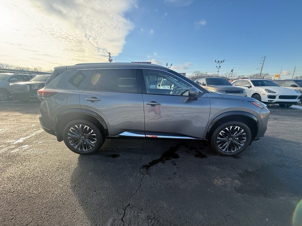 Nissan Rogue Platinum 2024