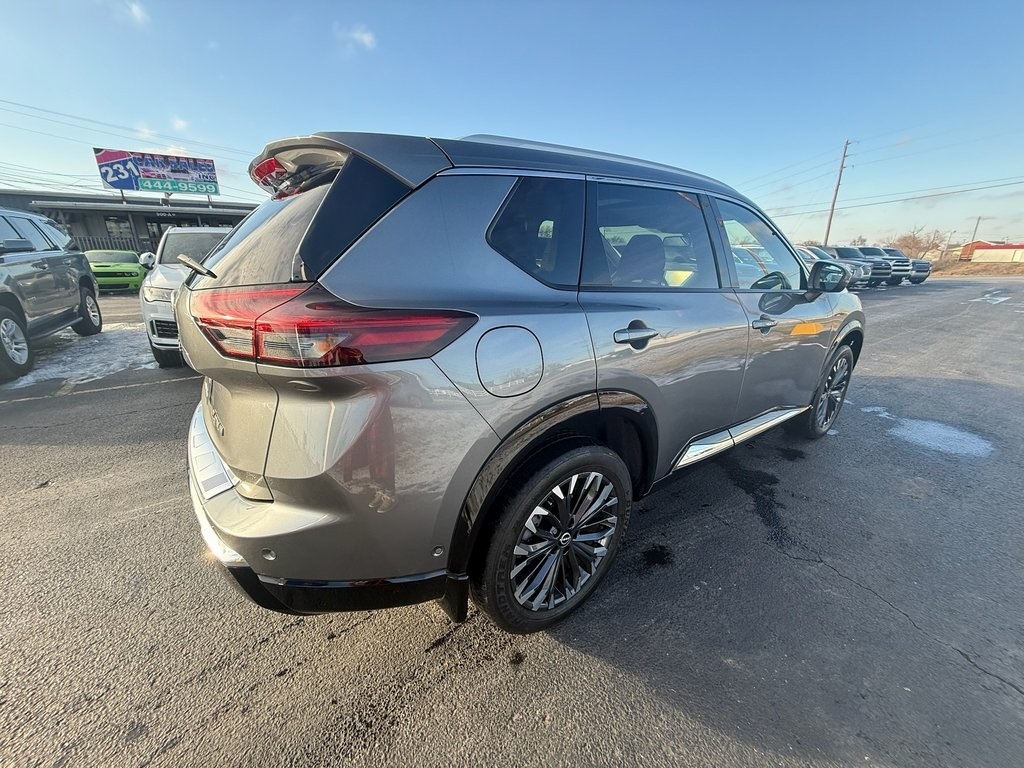 Nissan Rogue Platinum 2024