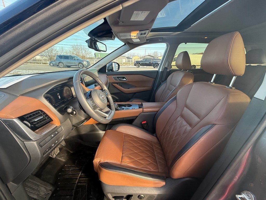 Nissan Rogue Platinum 2024