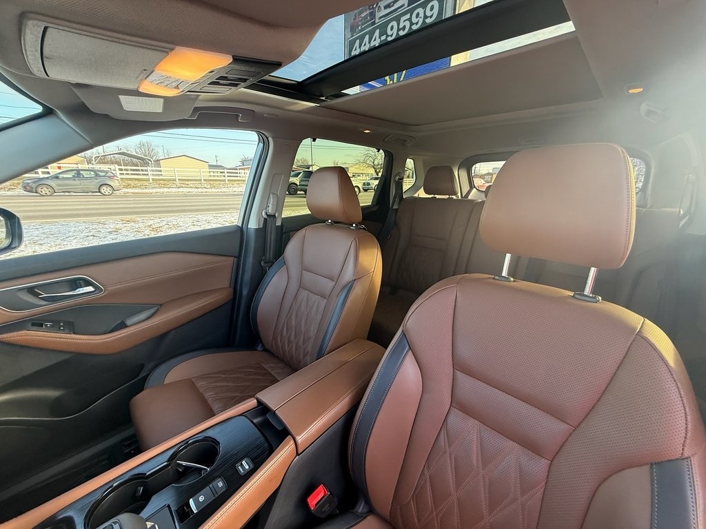 Nissan Rogue Platinum 2024