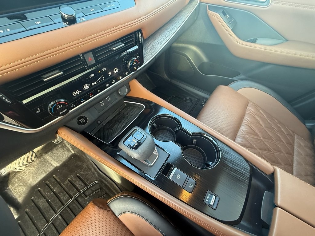 Nissan Rogue Platinum 2024