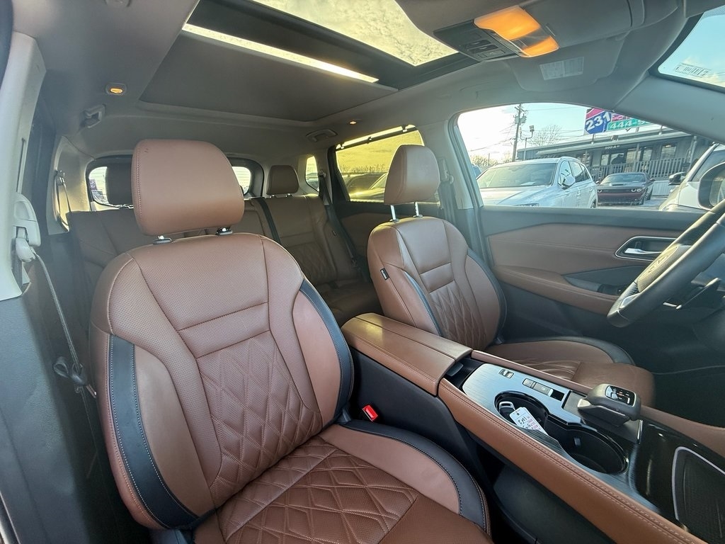 Nissan Rogue Platinum 2024