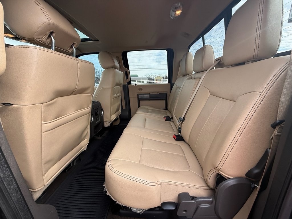 Ford F-250 SD Lariat Crew Cab 4WD 2015