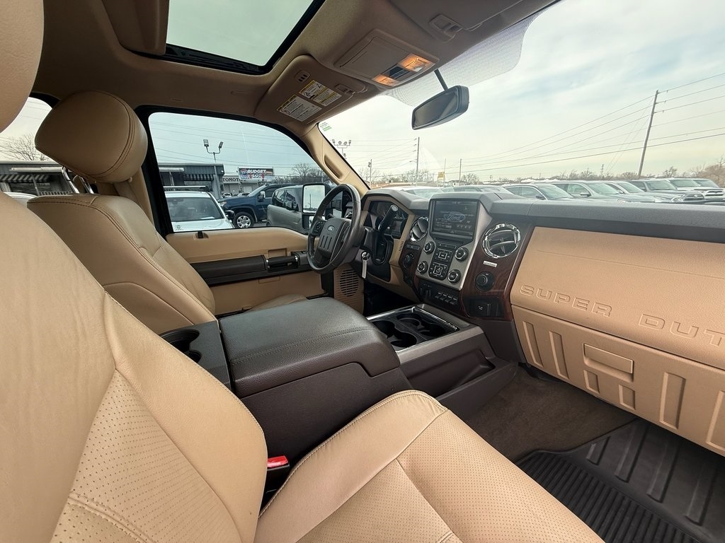 Ford F-250 SD Lariat Crew Cab 4WD 2015