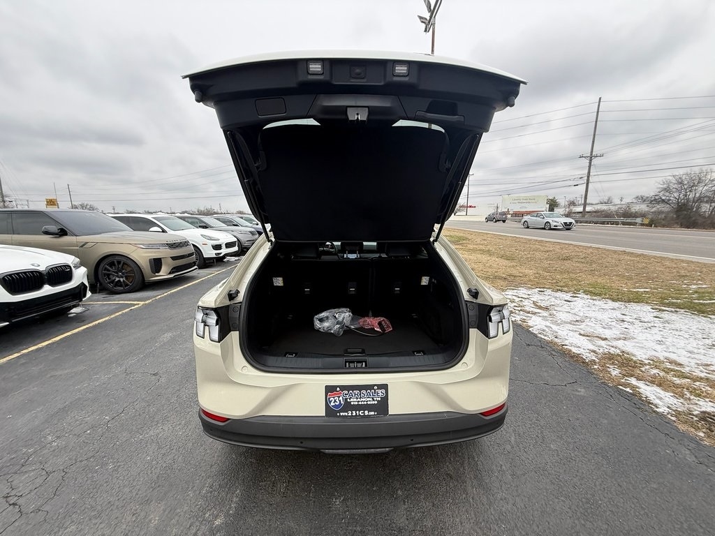 Ford Mustang Mach-E Select 2025