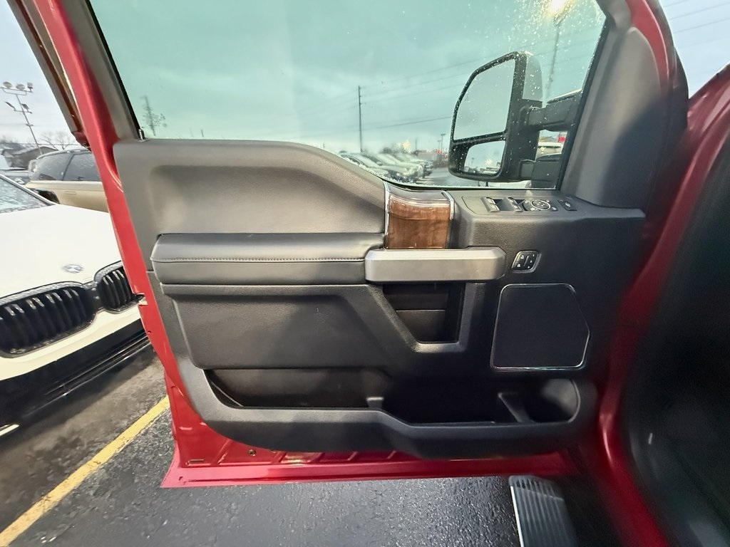 Ford F-250 SD King Ranch Crew Cab 4WD 2017