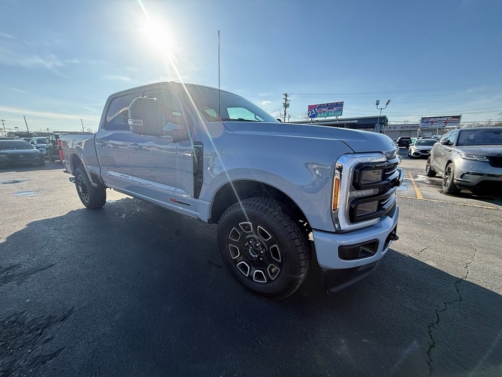 2025 Ford F-250 SD Platinum Crew Cab 4WD