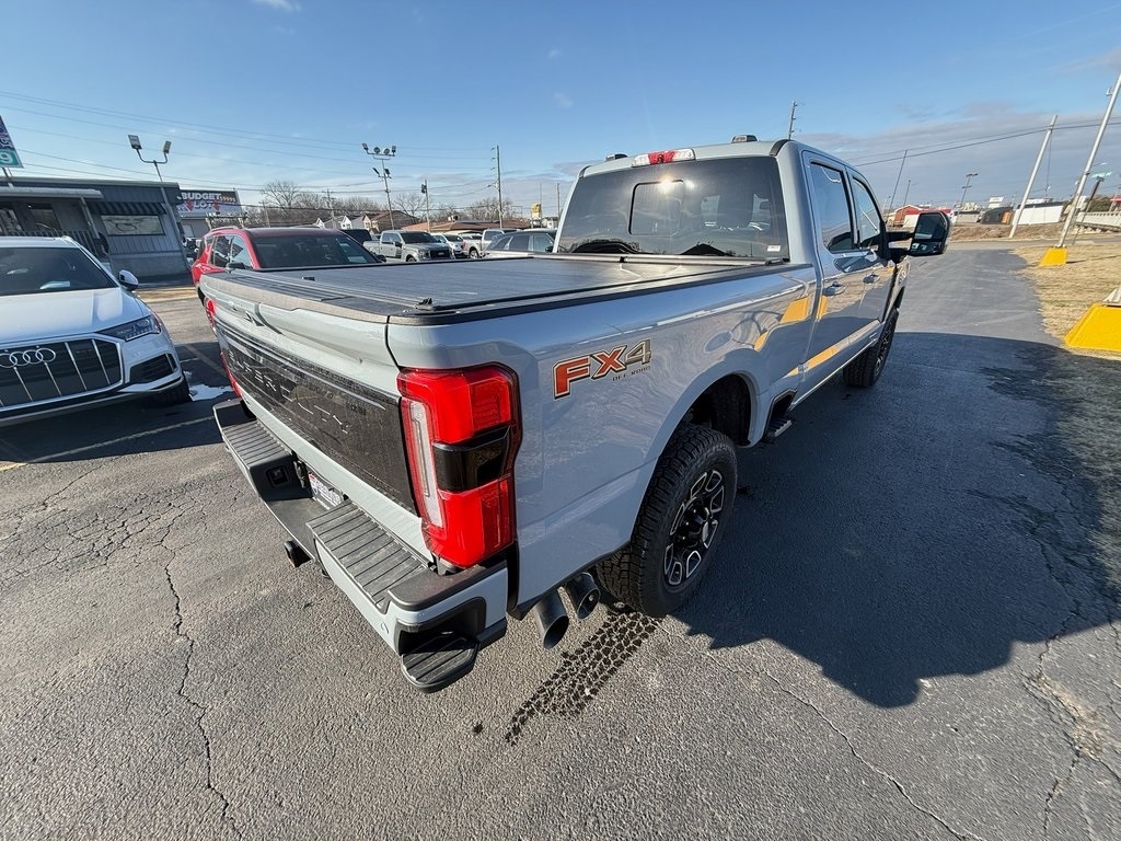 Ford F-250 SD Platinum Crew Cab 4WD 2025