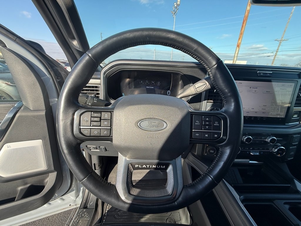 Ford F-250 SD Platinum Crew Cab 4WD 2025