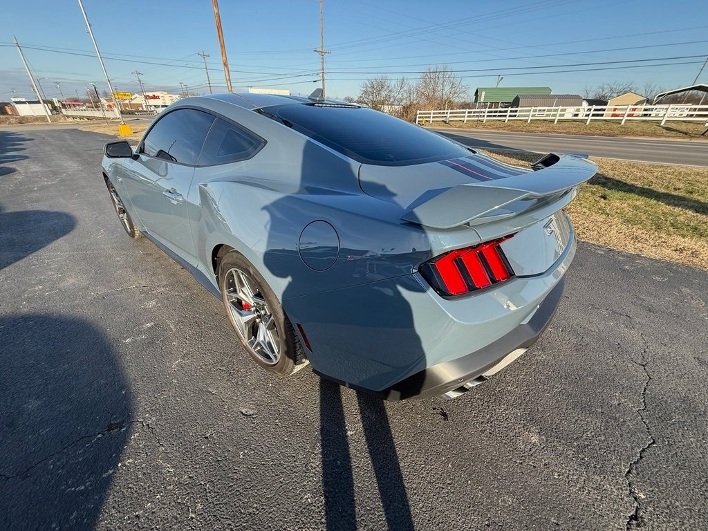 Ford Mustang GT Premium Coupe 2024