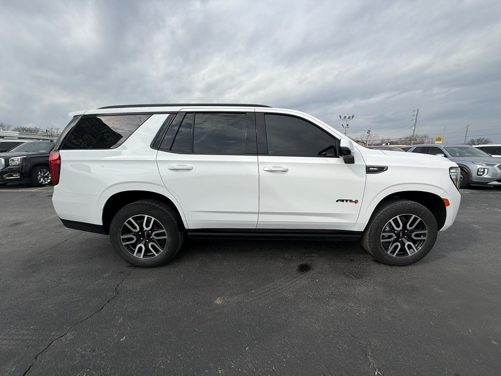 GMC Yukon Denali 4WD 2024