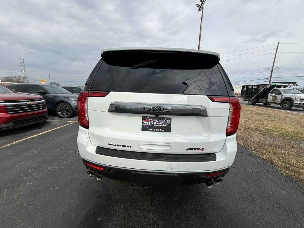 GMC Yukon Denali 4WD 2024