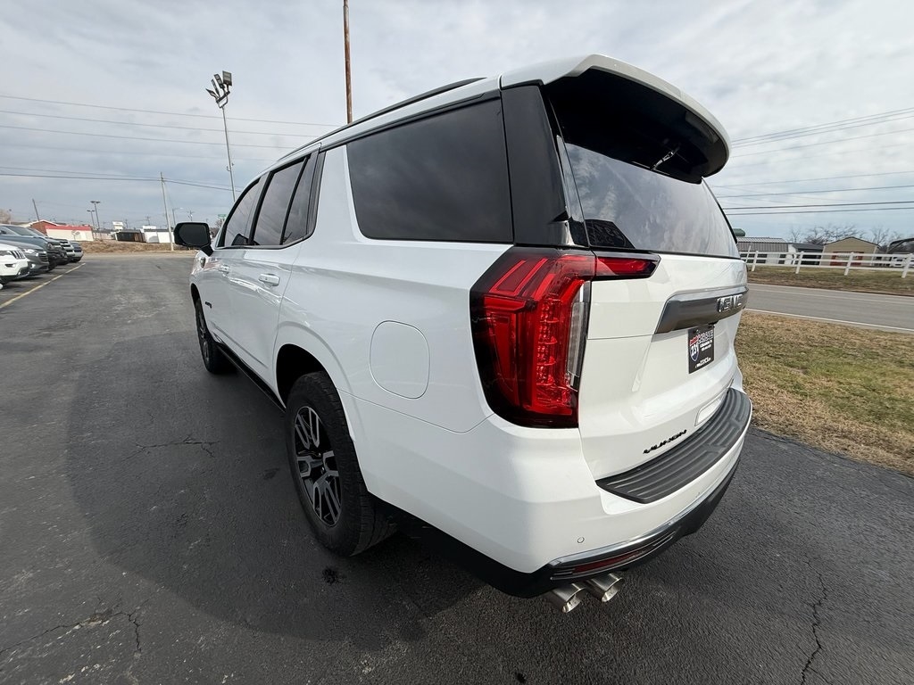 GMC Yukon Denali 4WD 2024