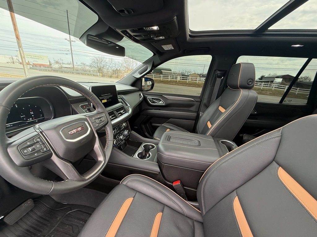 GMC Yukon Denali 4WD 2024